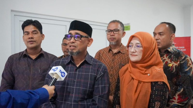 Sekda Jalal Ajak Warga Kota Manfaatkan SP4N LAPOR! dan Aplikasi Saleum untuk Sampaikan Keluhan